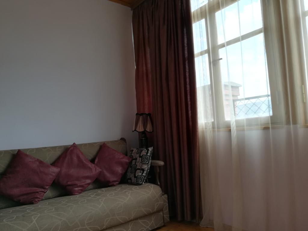 Apartment In The Heart Of Old تبليسي المظهر الخارجي الصورة